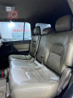 تۆیۆتا لاند کروزەر